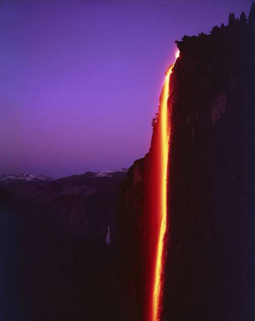 El Capitan, la cascade en feu