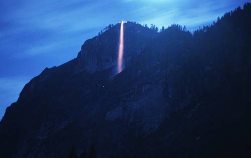El Capitan, la cascade en feu
