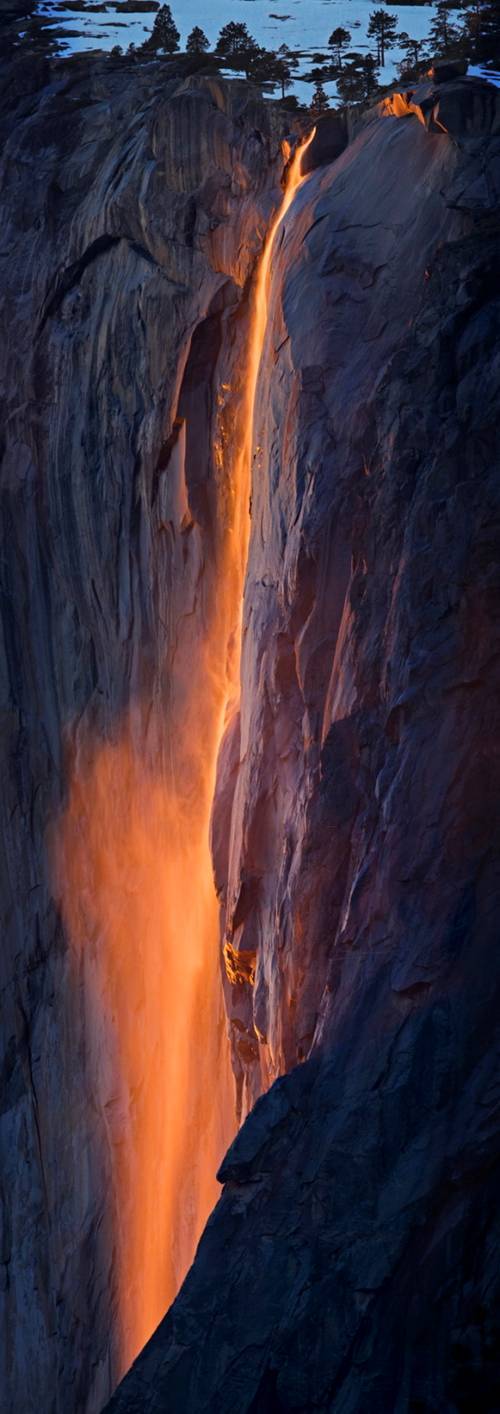 El Capitan, la cascade en feu