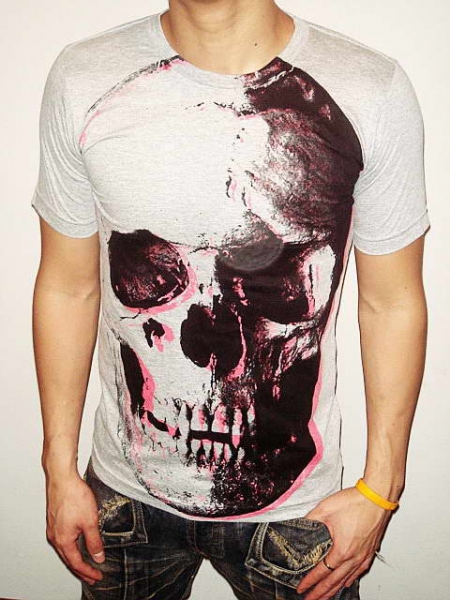 - "T-shirt" - Tête de mort - 