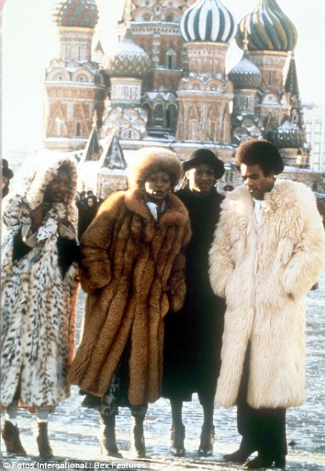 Boney M. devant St Basile sur la Place Rouge