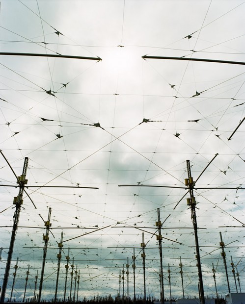 Réseau d'antennes sur le site H.A.A.R.P. près de Gakona, en Alaska