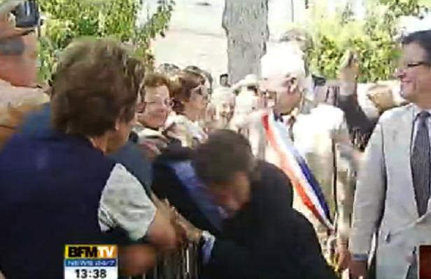 agression de Nicolas Sarkozy filmée par BFM TV à Brax, près d'Agen, le 30 juin 2011