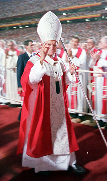 Jean-Paul II signe 666