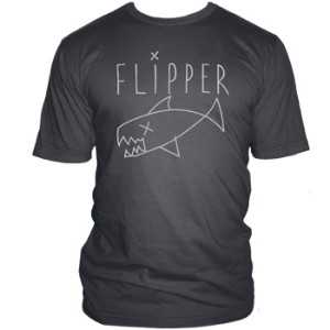 T-shirt sur fond noir: "Flipper"