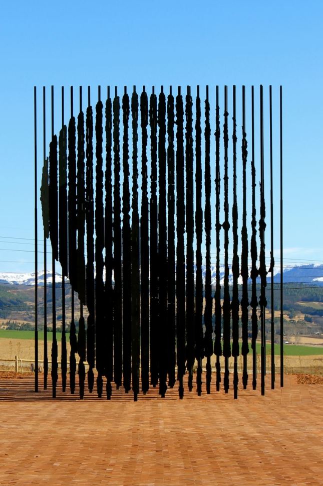 Monument Nelson Mandela