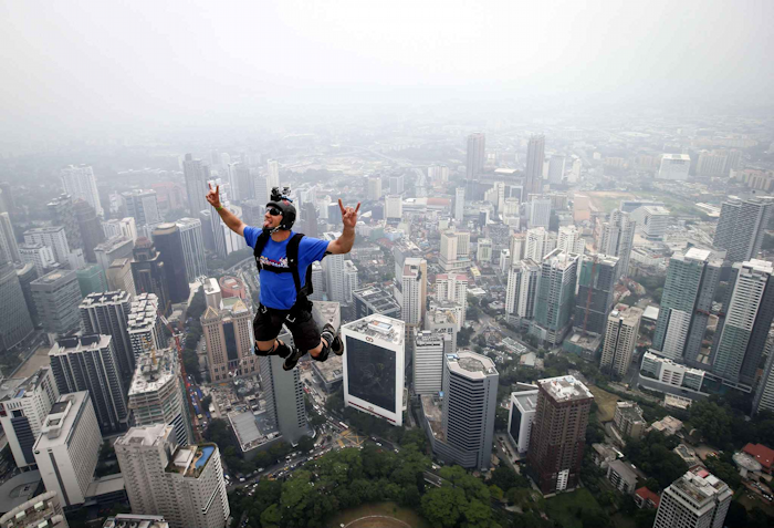 Francis Kieran, base jumper