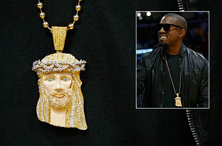 Kanye West et ses bijoux!